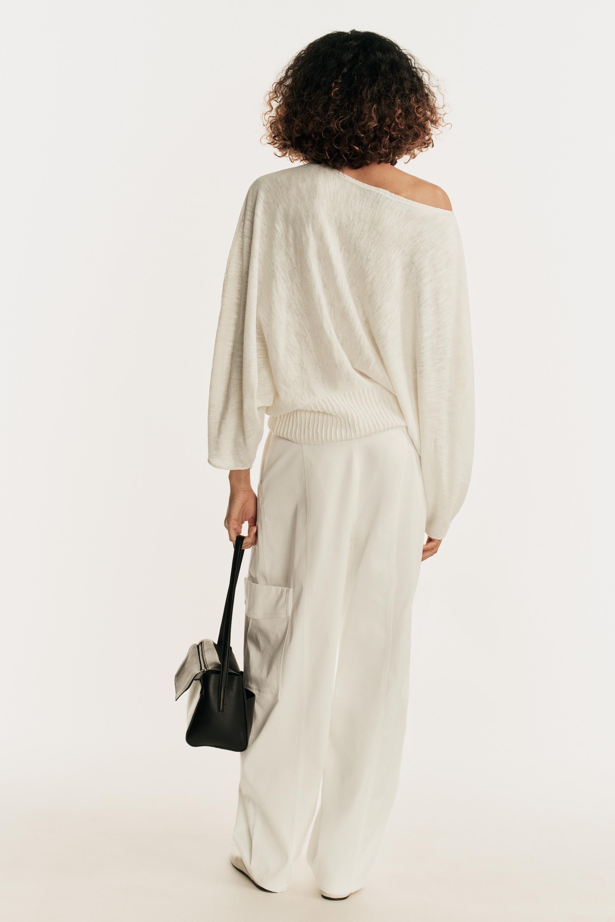 VOLUME SLEEVE KNIT JUMPER